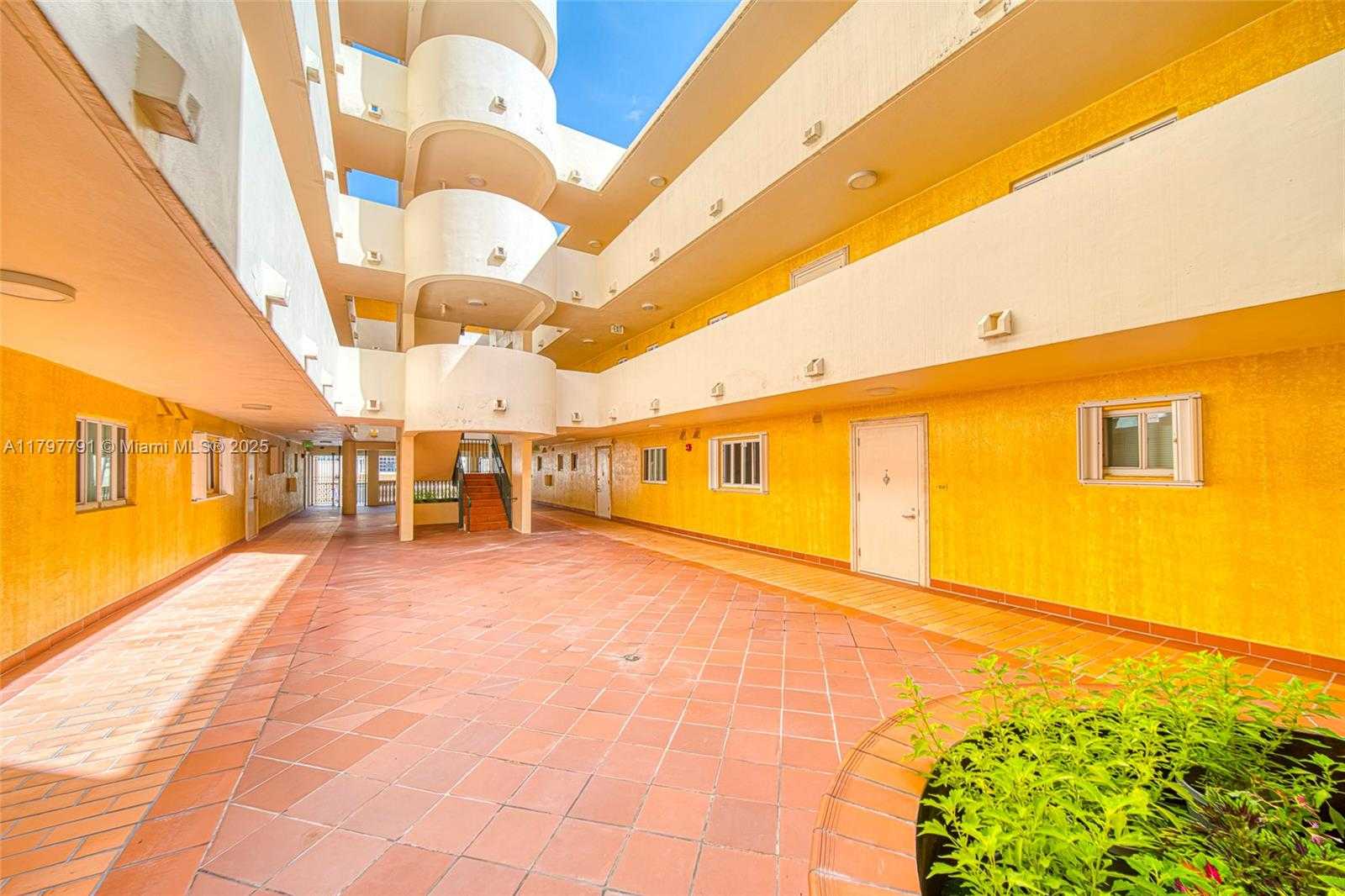 Small Image of 8888 COLLINS AVE #201, Surfside Number 5