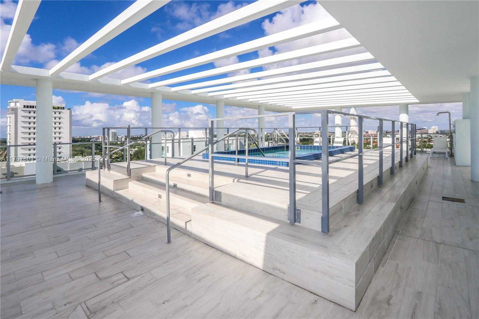 Small Image of 1600 SOUTH WEST 1ST AVE #TH-07, Miami Number 21