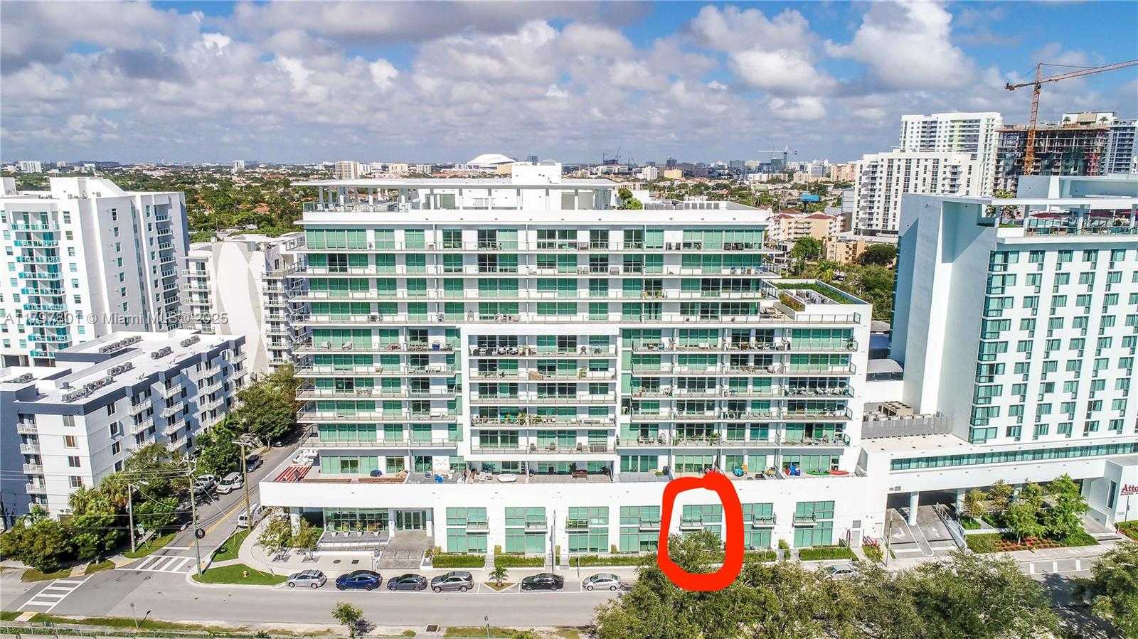 Small Image of 1600 SOUTH WEST 1ST AVE #TH-07, Miami Number 3