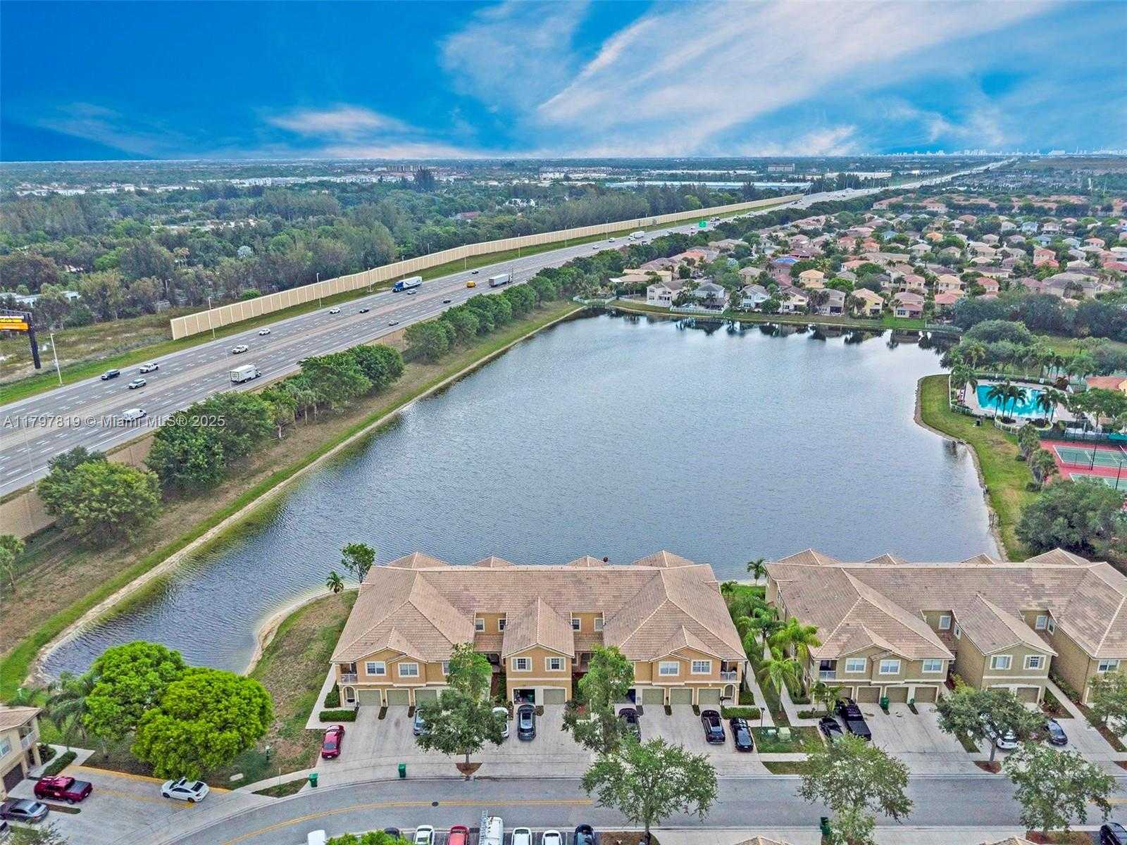 Small Image of 4251 SOUTH WEST 131ST LN #4104, Miramar Number 2