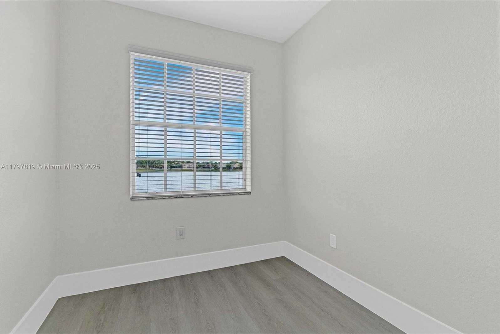 Small Image of 4251 SOUTH WEST 131ST LN #4104, Miramar Number 26