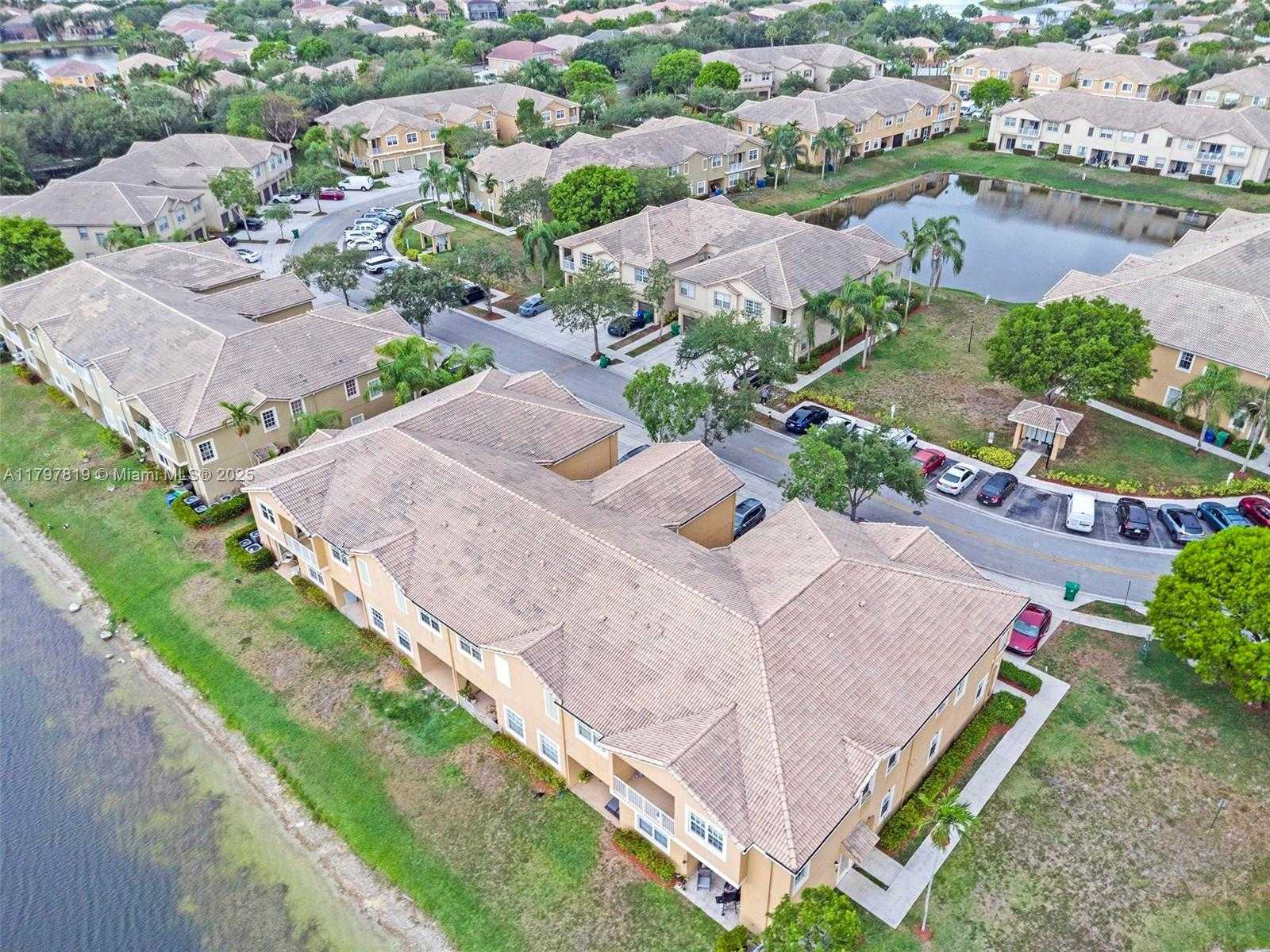 Small Image of 4251 SOUTH WEST 131ST LN #4104, Miramar Number 41