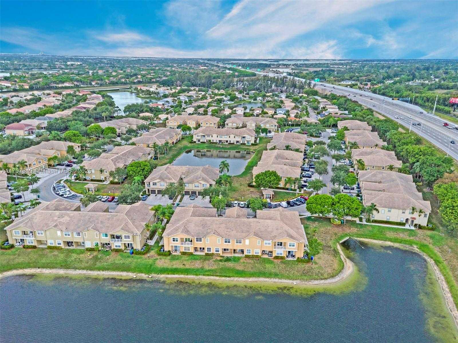 Small Image of 4251 SOUTH WEST 131ST LN #4104, Miramar Number 42