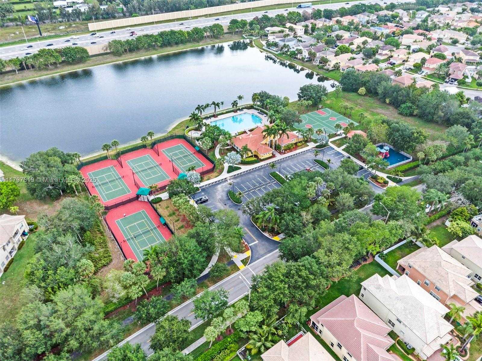 Small Image of 4251 SOUTH WEST 131ST LN #4104, Miramar Number 44