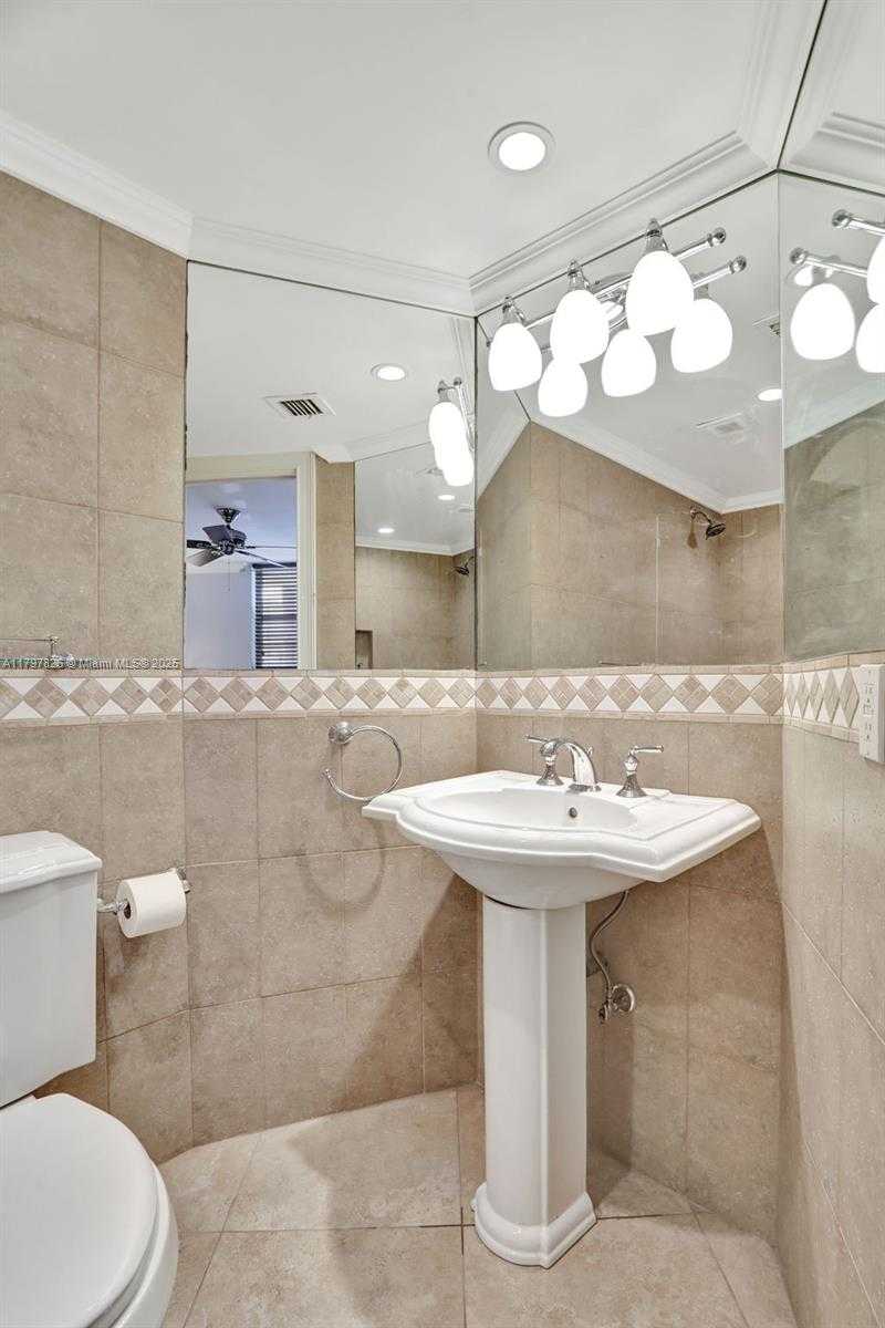 Small Image of 2731 NORTH EAST 14TH ST CSWY #115, Pompano Beach Number 23