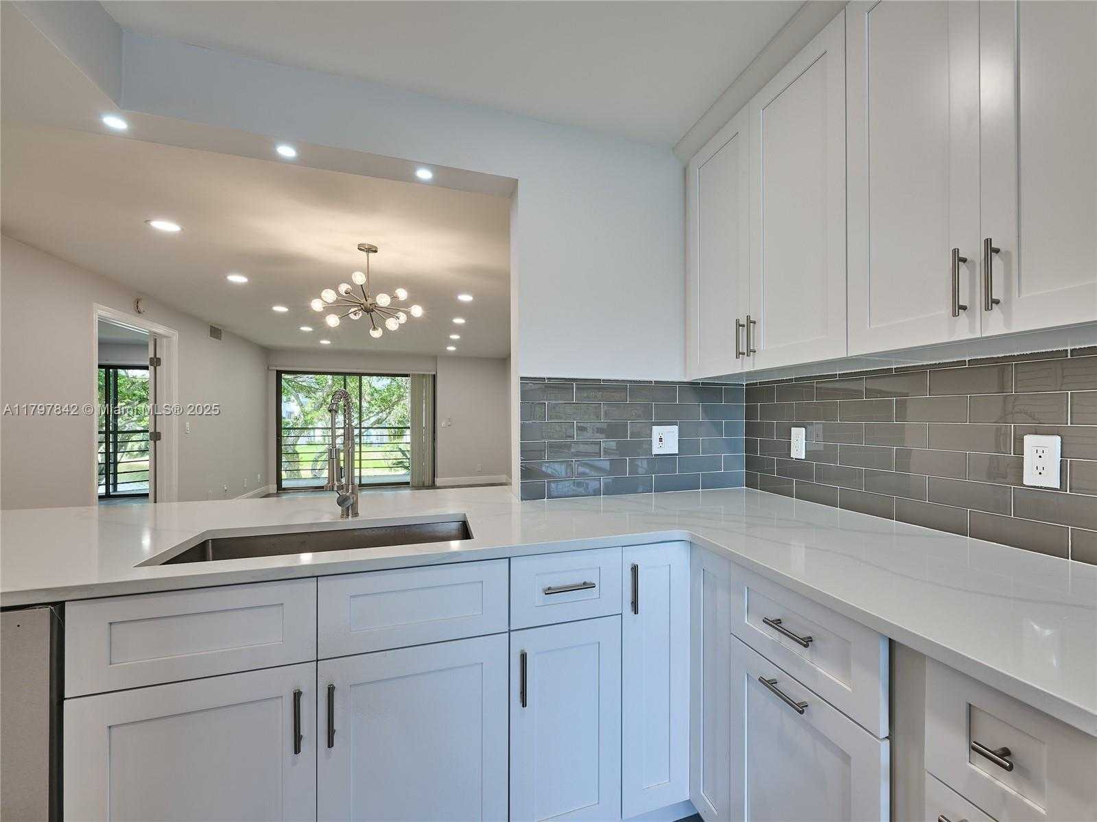 Small Image of 5380 CEDAR LAKE DR #204, Boynton Beach Number 30
