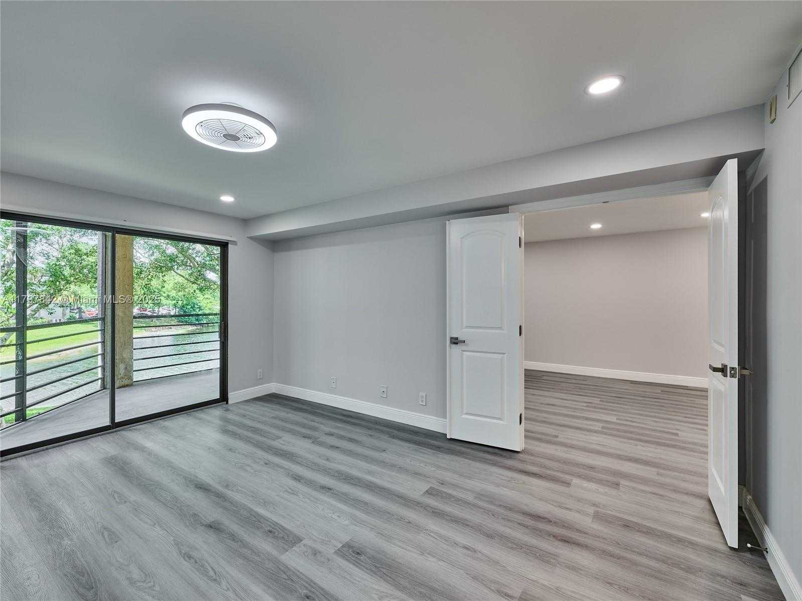 Small Image of 5380 CEDAR LAKE DR #204, Boynton Beach Number 52