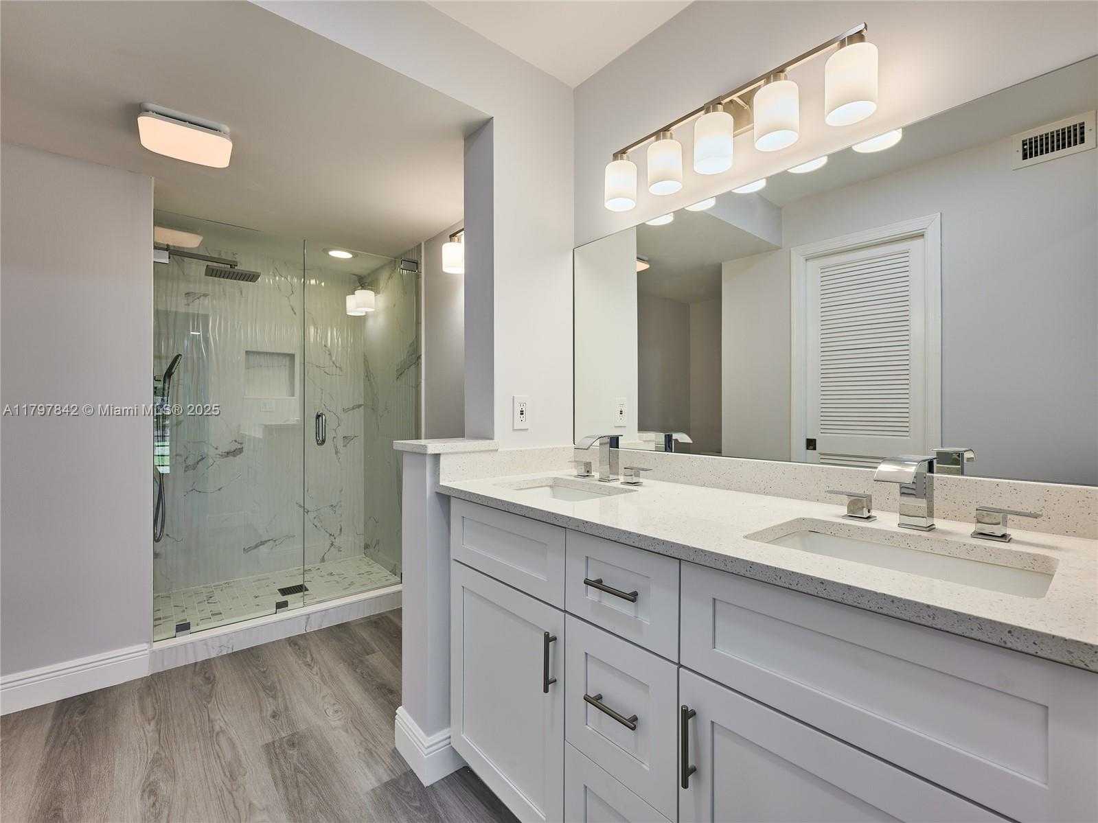 Small Image of 5380 CEDAR LAKE DR #204, Boynton Beach Number 55
