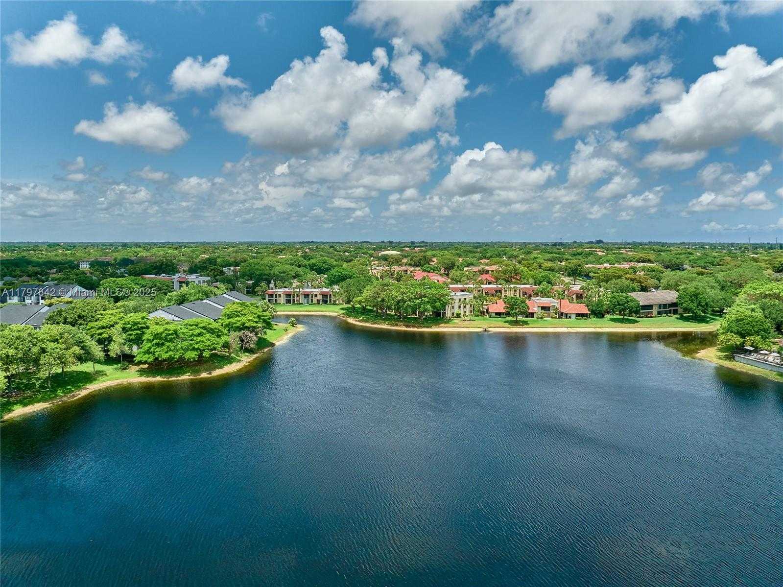Small Image of 5380 CEDAR LAKE DR #204, Boynton Beach Number 64