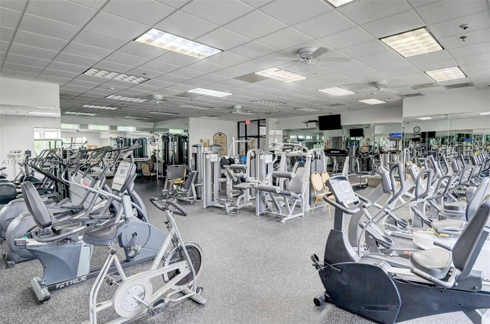 Small Image of 5380 CEDAR LAKE DR #204, Boynton Beach Number 66