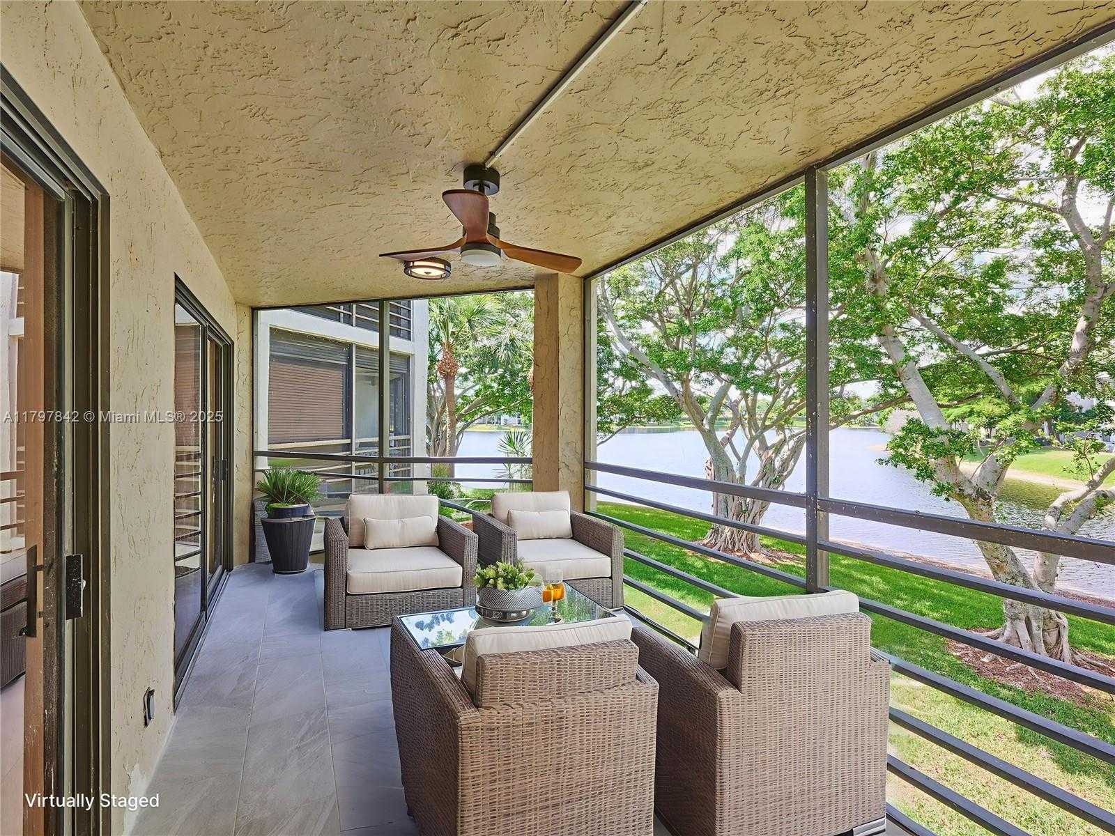 Small Image of 5380 CEDAR LAKE DR #204, Boynton Beach Number 7