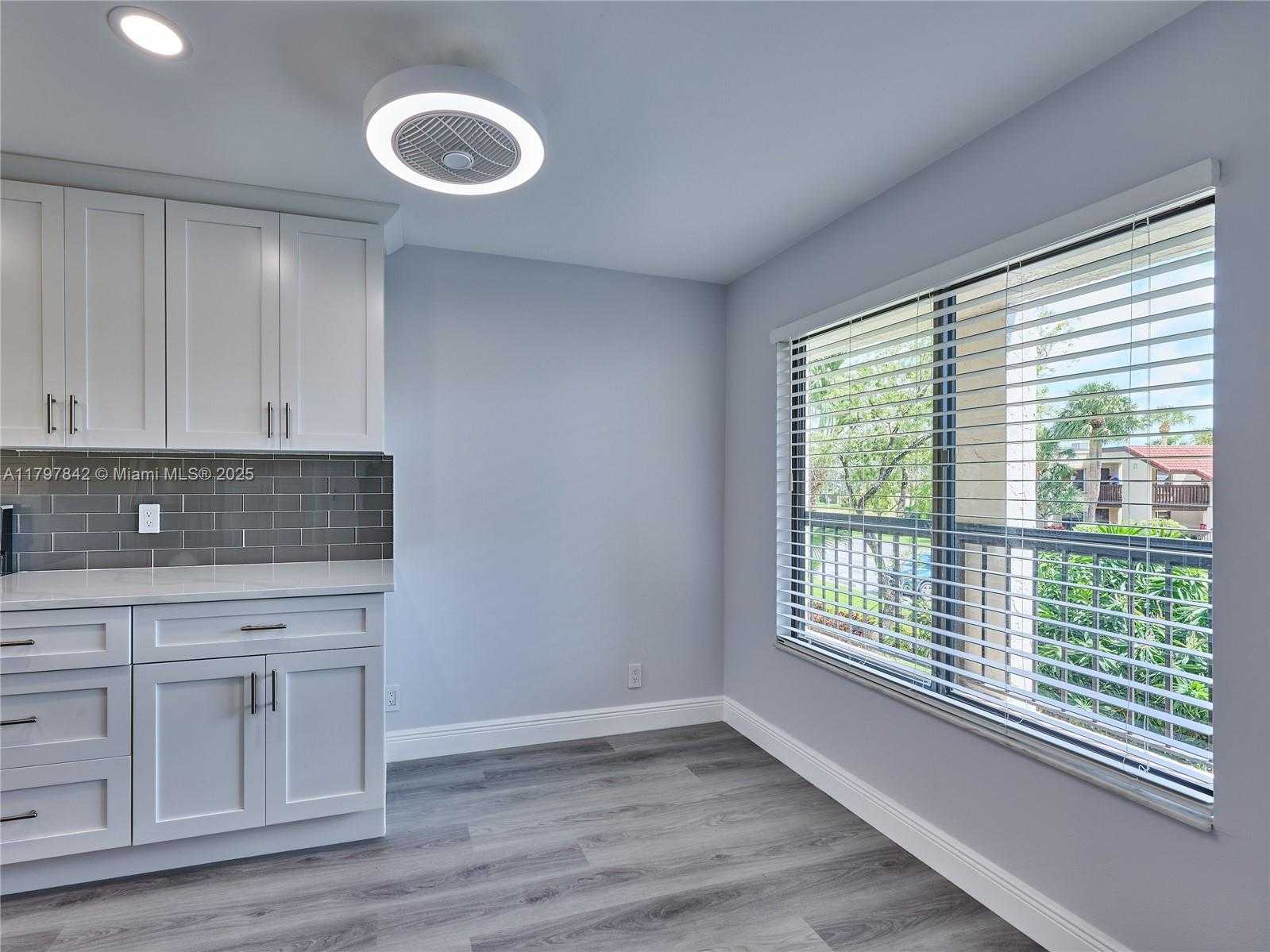 Small Image of 5380 CEDAR LAKE DR #204, Boynton Beach Number 72