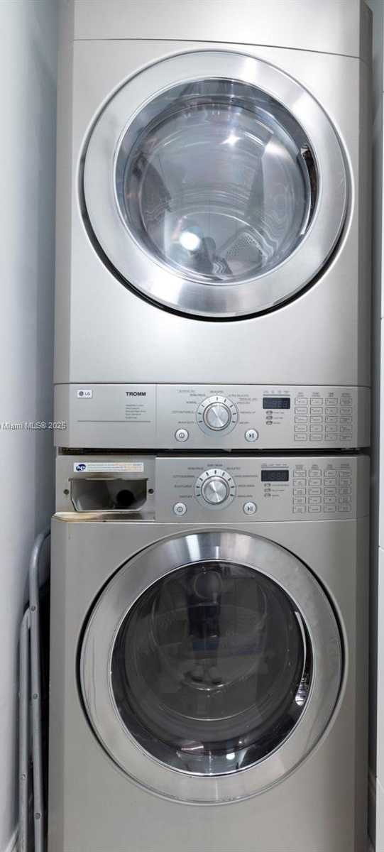 Small Image of 3131 NORTH EAST 188TH ST #2-1004, Aventura Number 33