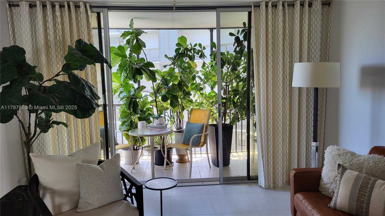 Small Image of 3475 NORTH COUNTRY CLUB DR #614, Aventura Number 15