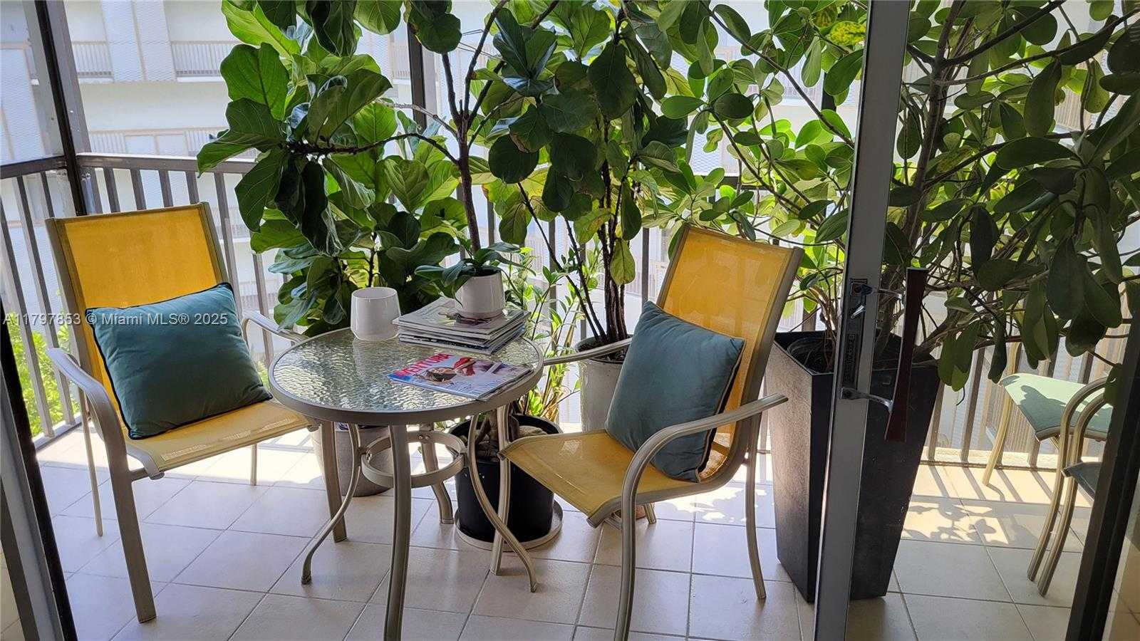 Small Image of 3475 NORTH COUNTRY CLUB DR #614, Aventura Number 16