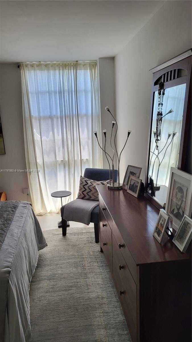 Small Image of 3475 NORTH COUNTRY CLUB DR #614, Aventura Number 37