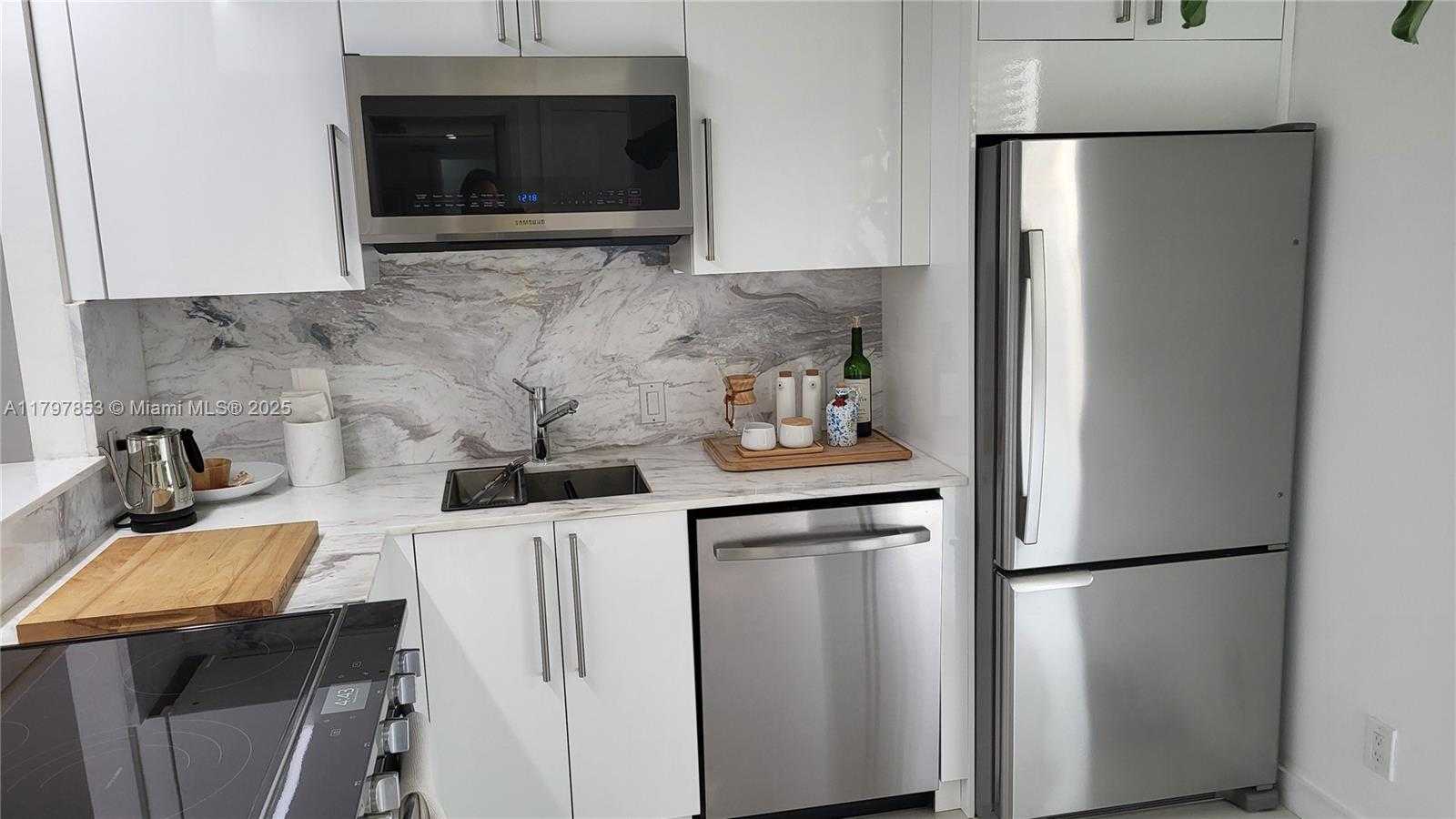 Small Image of 3475 NORTH COUNTRY CLUB DR #614, Aventura Number 6