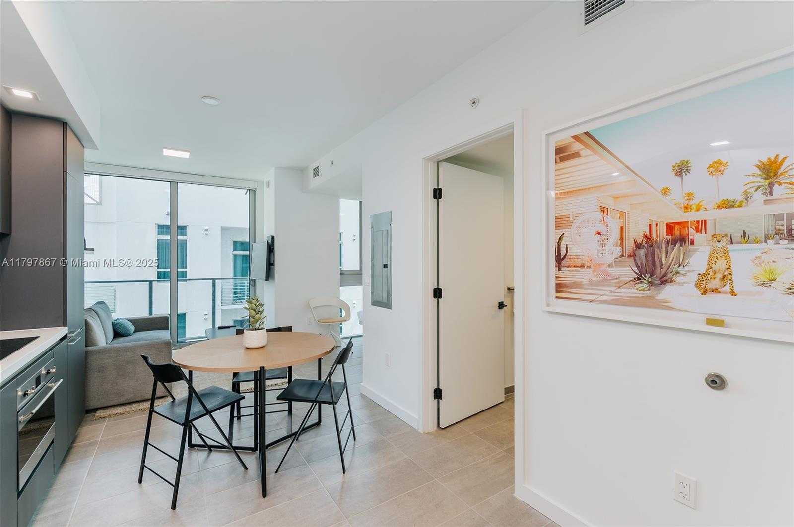 Small Image of 227 NORTH EAST 2ND ST #2508, Miami Number 3
