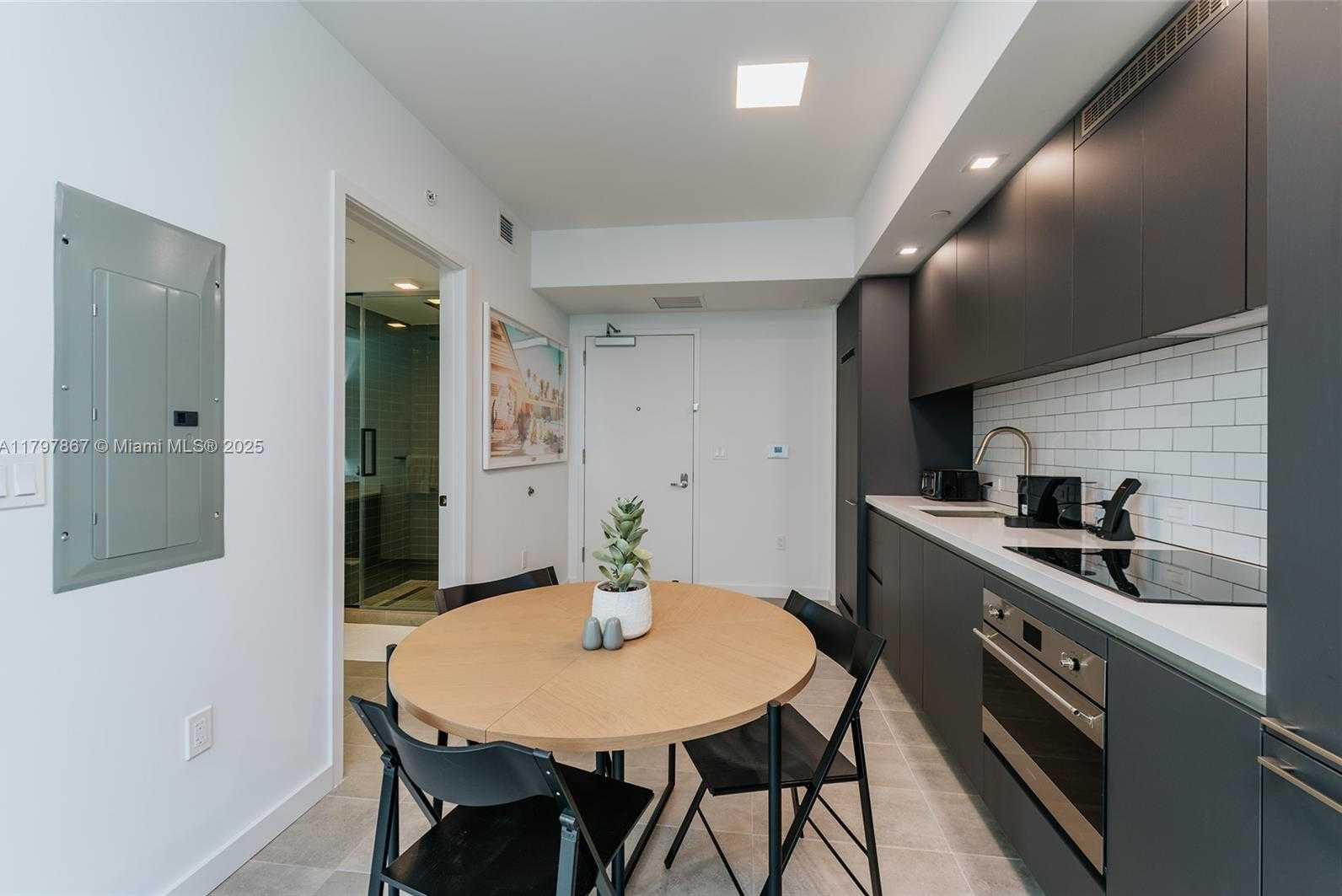 Small Image of 227 NORTH EAST 2ND ST #2508, Miami Number 8