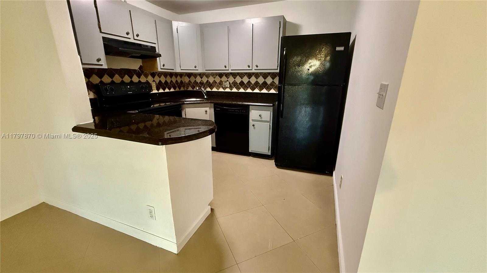 Small Image of 3664 ALDER DR #B1, West Palm Beach Number 3