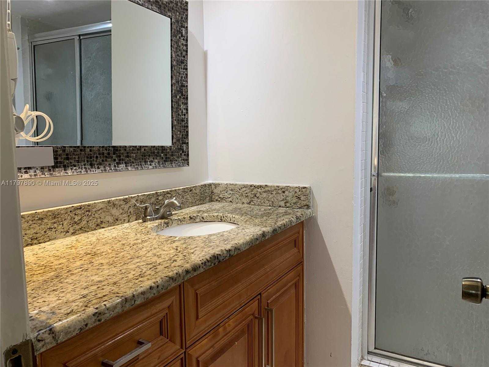Small Image of 9621 SUNRISE LAKES BLVD #211, Sunrise Number 16