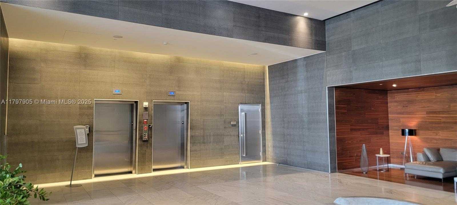 Small Image of 68 SOUTH EAST 6TH ST #2110, Miami Number 23