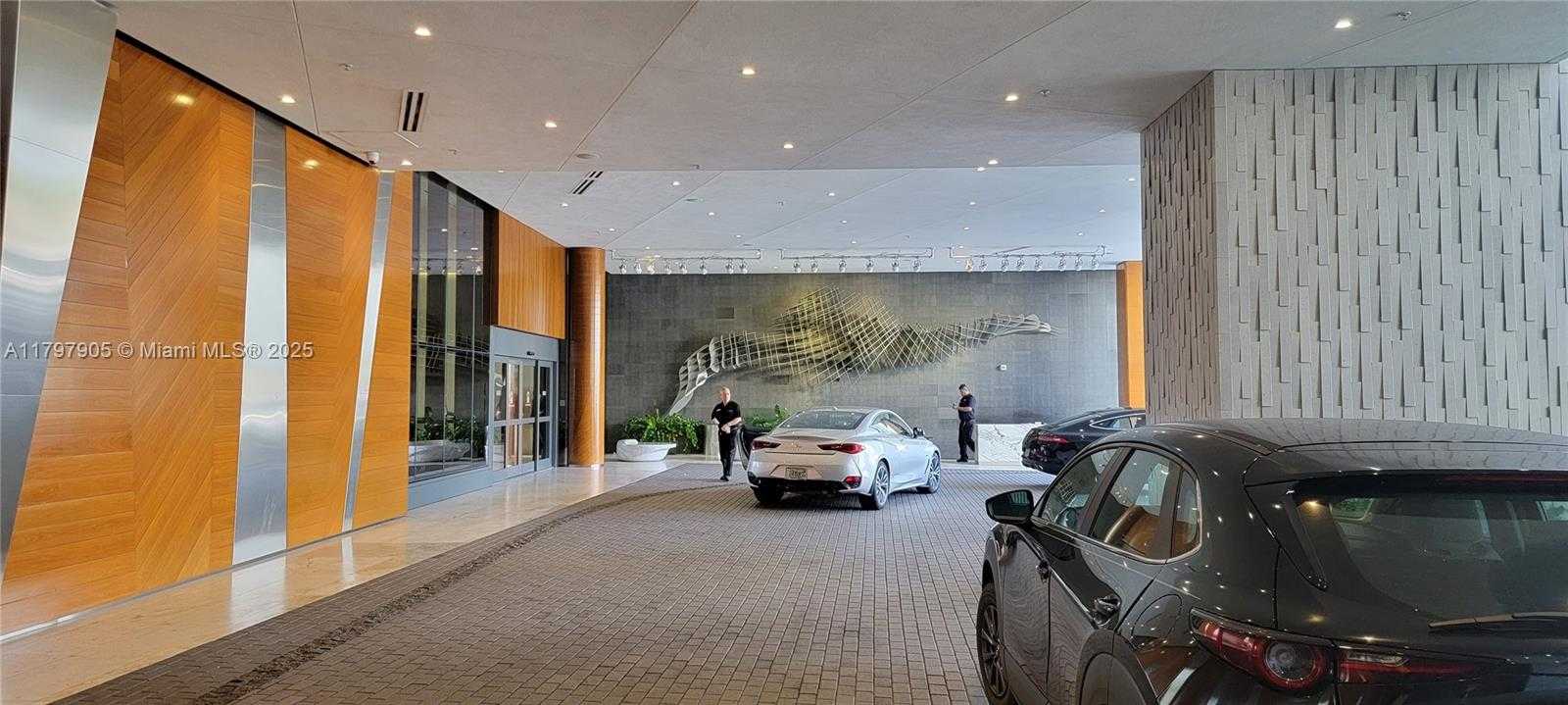 Small Image of 68 SOUTH EAST 6TH ST #2110, Miami Number 4