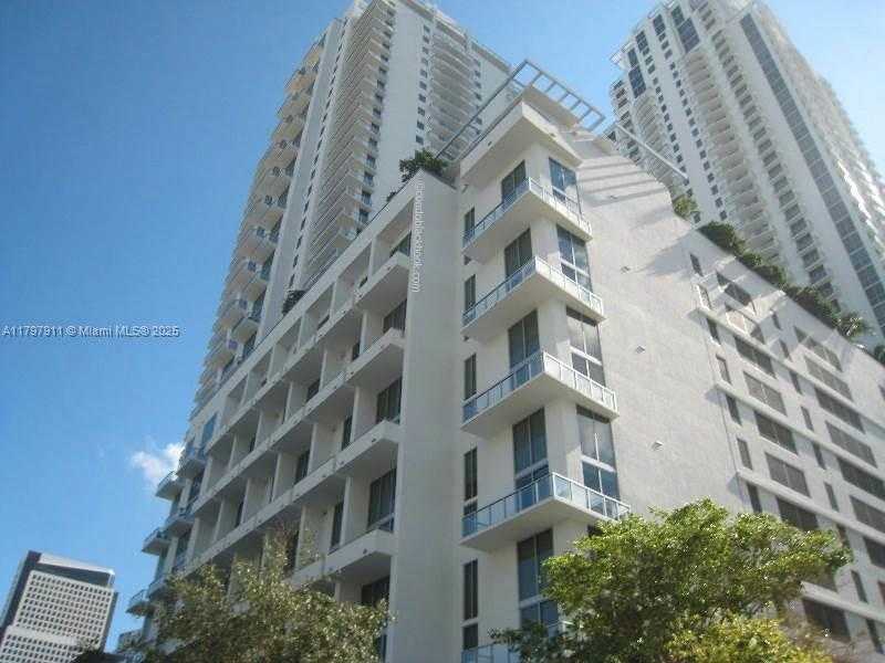 Small Image of 1060 BRICKELL AVE #1701, Miami Number 18