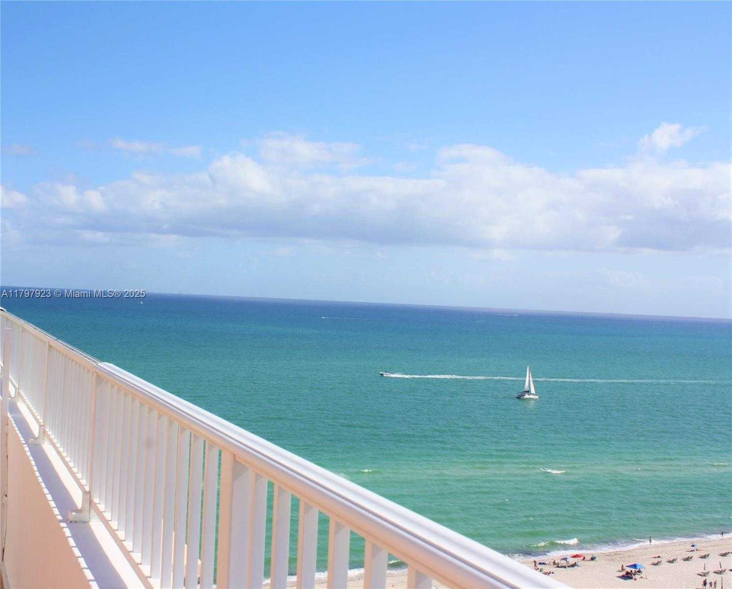Small Image of 4747 COLLINS AVE #PH04, Miami Beach Number 18