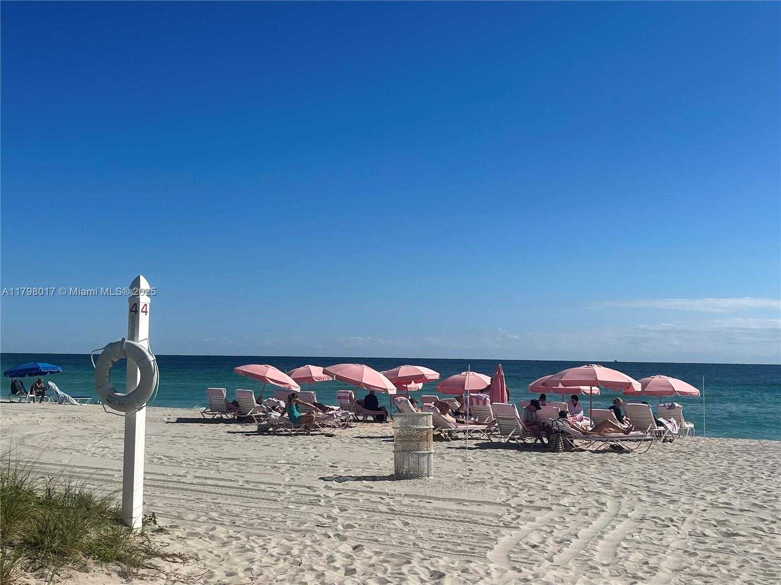 Small Image of 9225 COLLINS AVE #PH-C, Surfside Number 15
