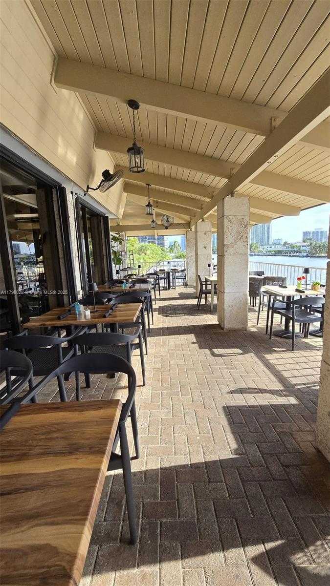 Small Image of 1985 SOUTH OCEAN DR #21D, Hallandale Beach Number 5