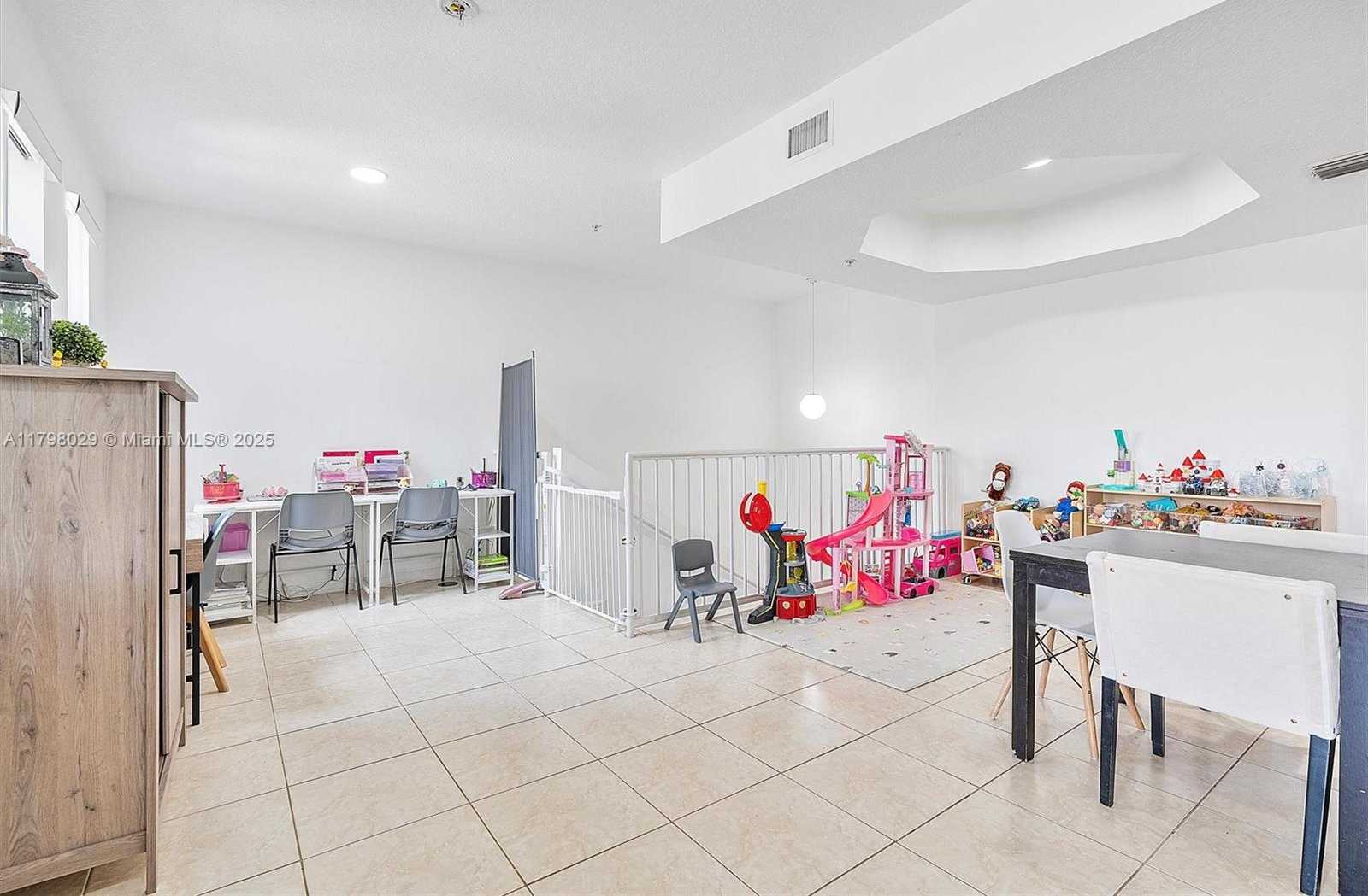 Small Image of 6420 NORTH WEST 114TH AVE #1338, Doral Number 10