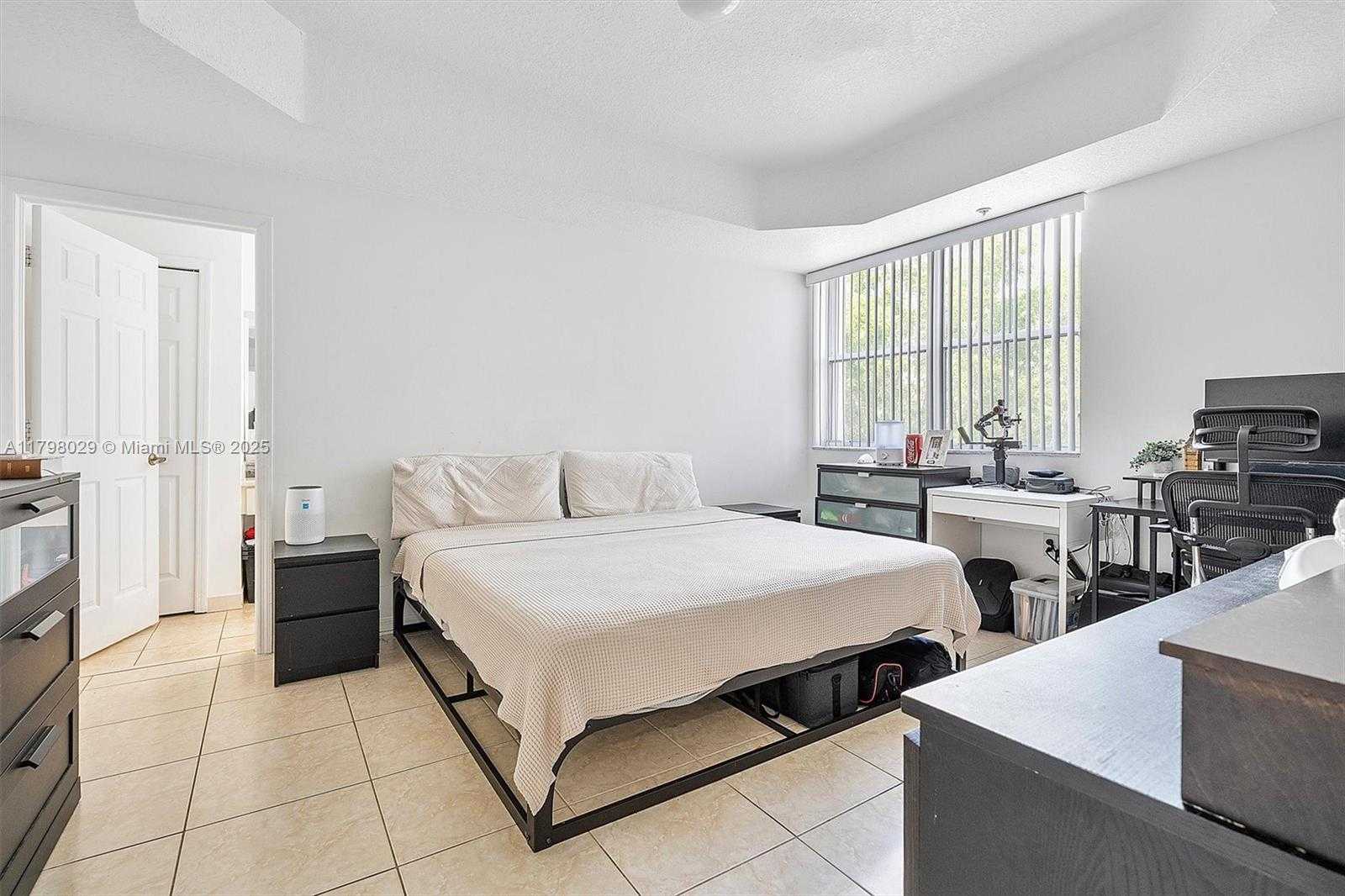 Small Image of 6420 NORTH WEST 114TH AVE #1338, Doral Number 24