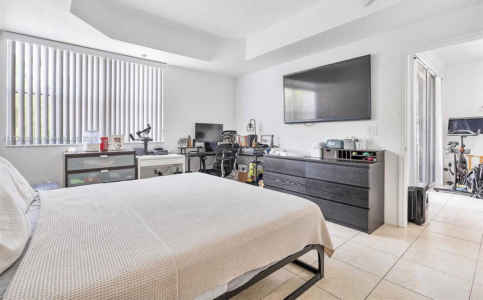 Small Image of 6420 NORTH WEST 114TH AVE #1338, Doral Number 25