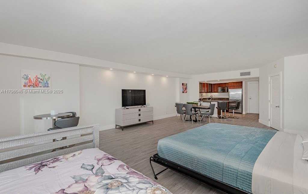 Small Image of 2301 COLLINS AVE #1531, Miami Beach Number 12