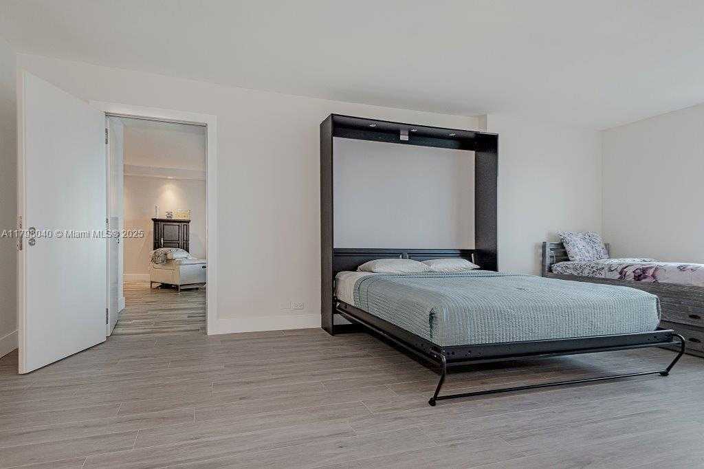 Small Image of 2301 COLLINS AVE #1531, Miami Beach Number 17