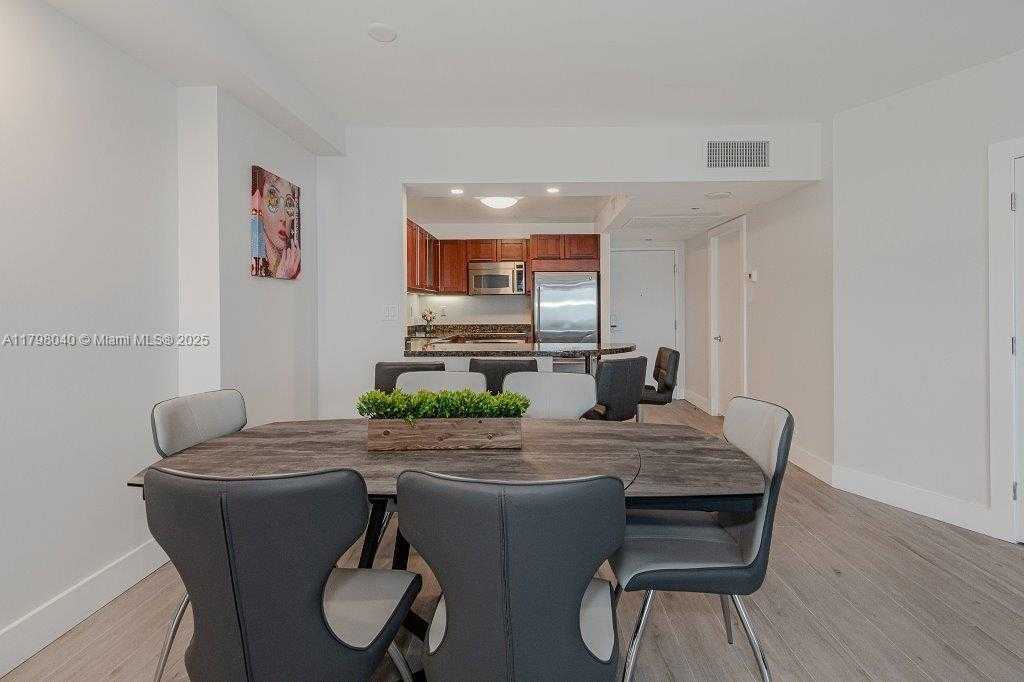 Small Image of 2301 COLLINS AVE #1531, Miami Beach Number 20