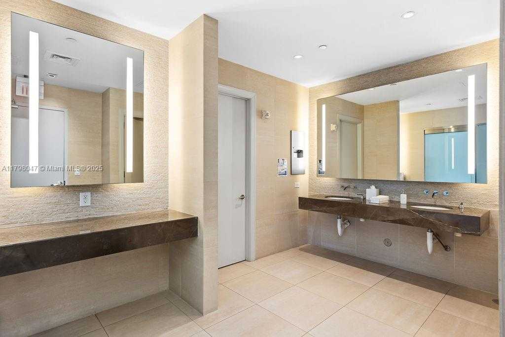 Small Image of 3535 SOUTH OCEAN DR #1104, Hollywood Number 12