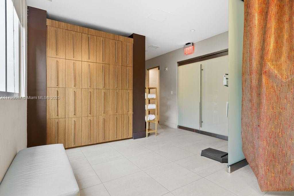 Small Image of 3535 SOUTH OCEAN DR #1104, Hollywood Number 14