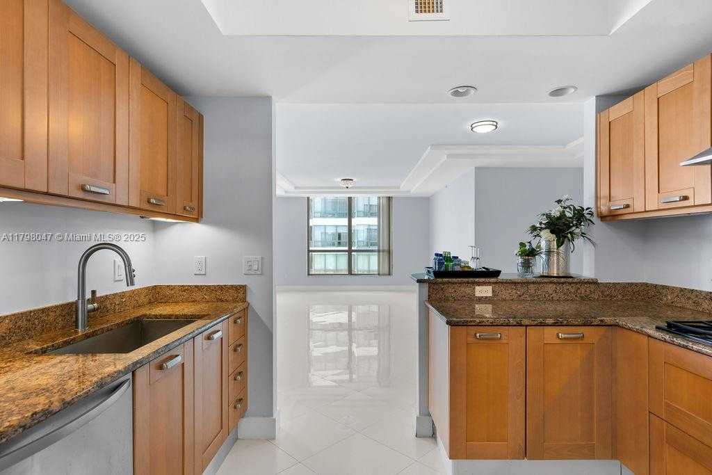 Small Image of 3535 SOUTH OCEAN DR #1104, Hollywood Number 47