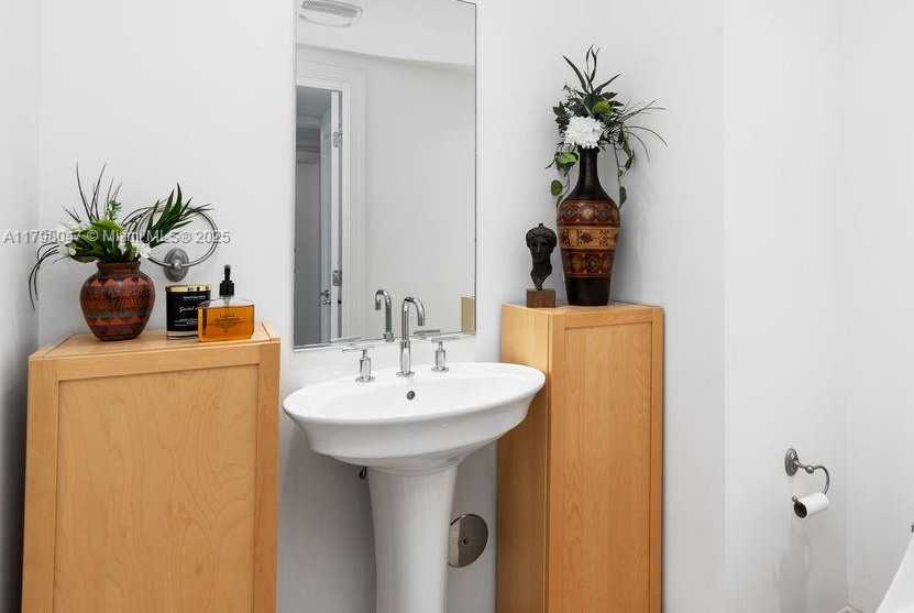 Small Image of 3535 SOUTH OCEAN DR #1104, Hollywood Number 49