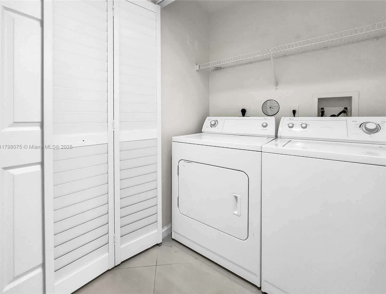 Small Image of 1900 VAN BUREN ST #105B, Hollywood Number 14