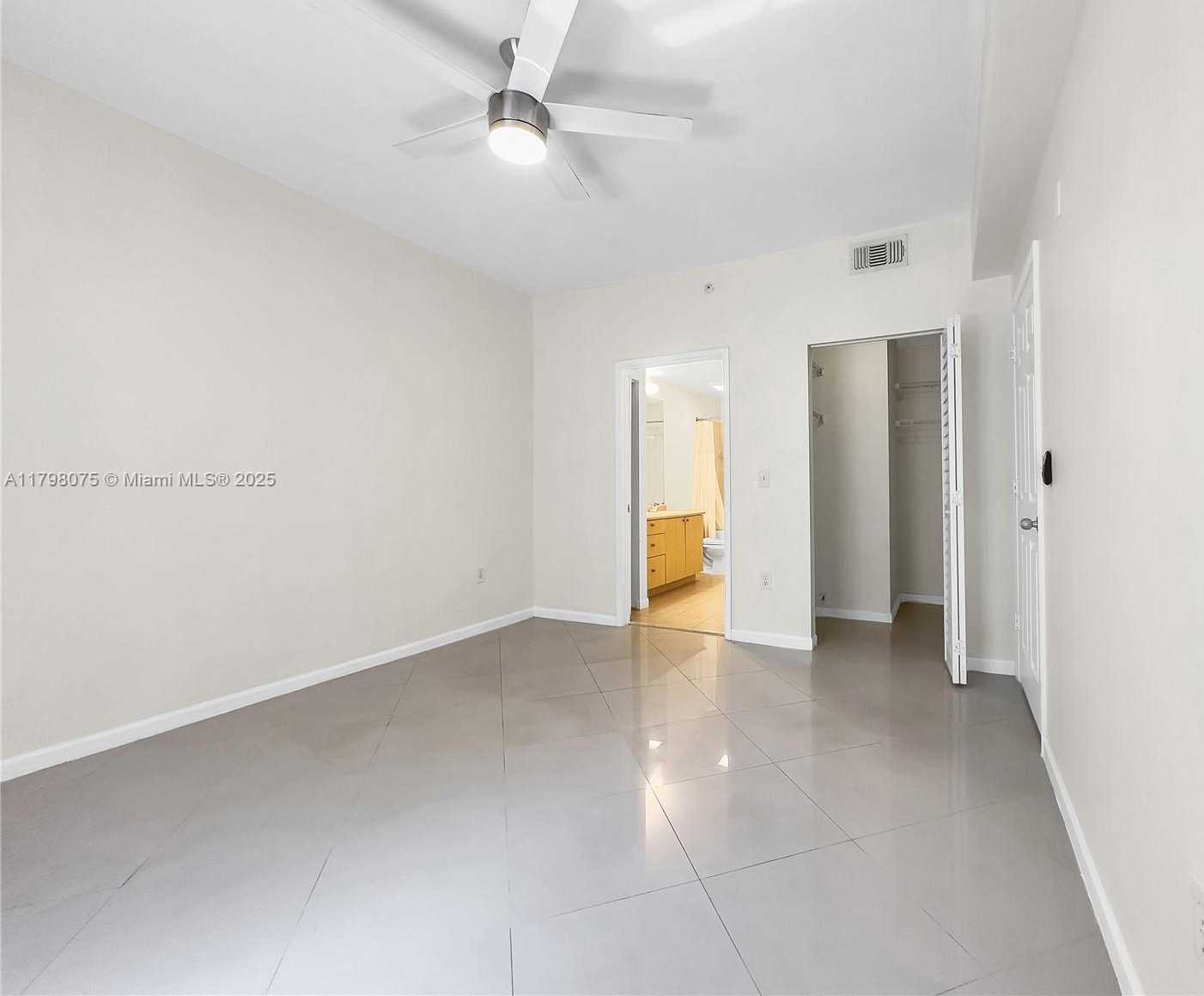 Small Image of 1900 VAN BUREN ST #105B, Hollywood Number 9