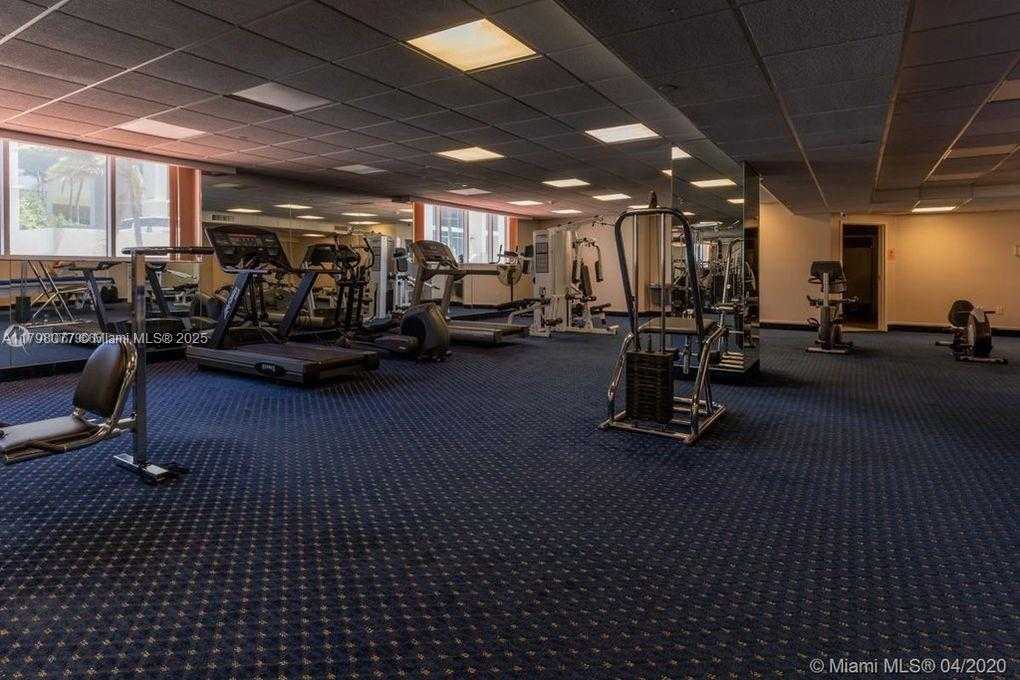 Small Image of 17275 COLLINS AVE #1012, Sunny Isles Beach Number 24