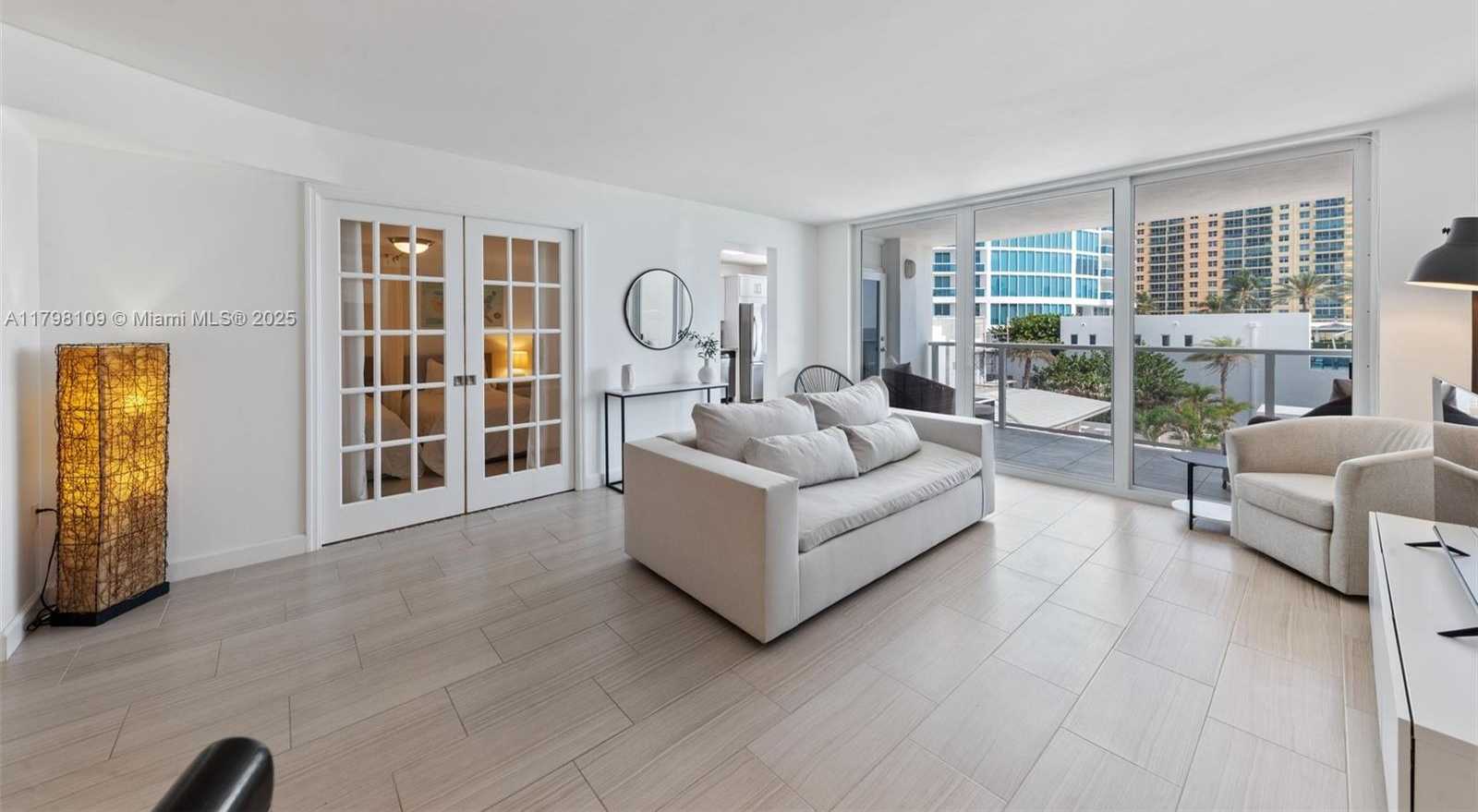 Small Image of 2751 SOUTH OCEAN DR #403S, Hollywood Number 17