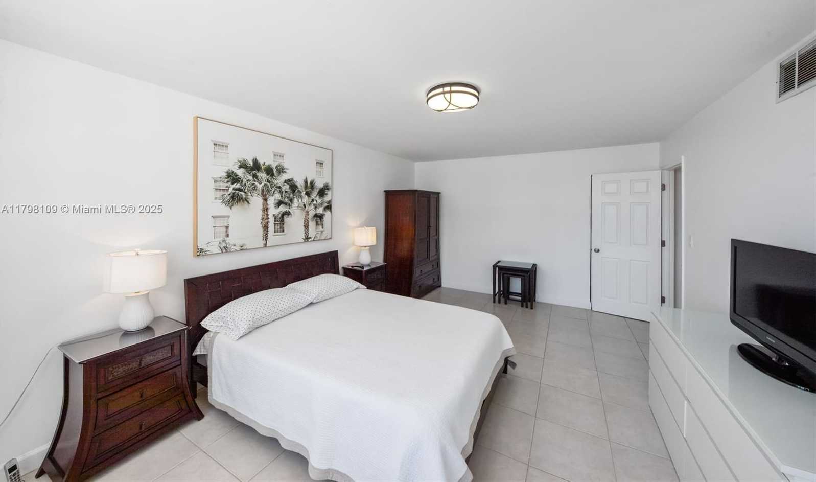 Small Image of 2751 SOUTH OCEAN DR #403S, Hollywood Number 19