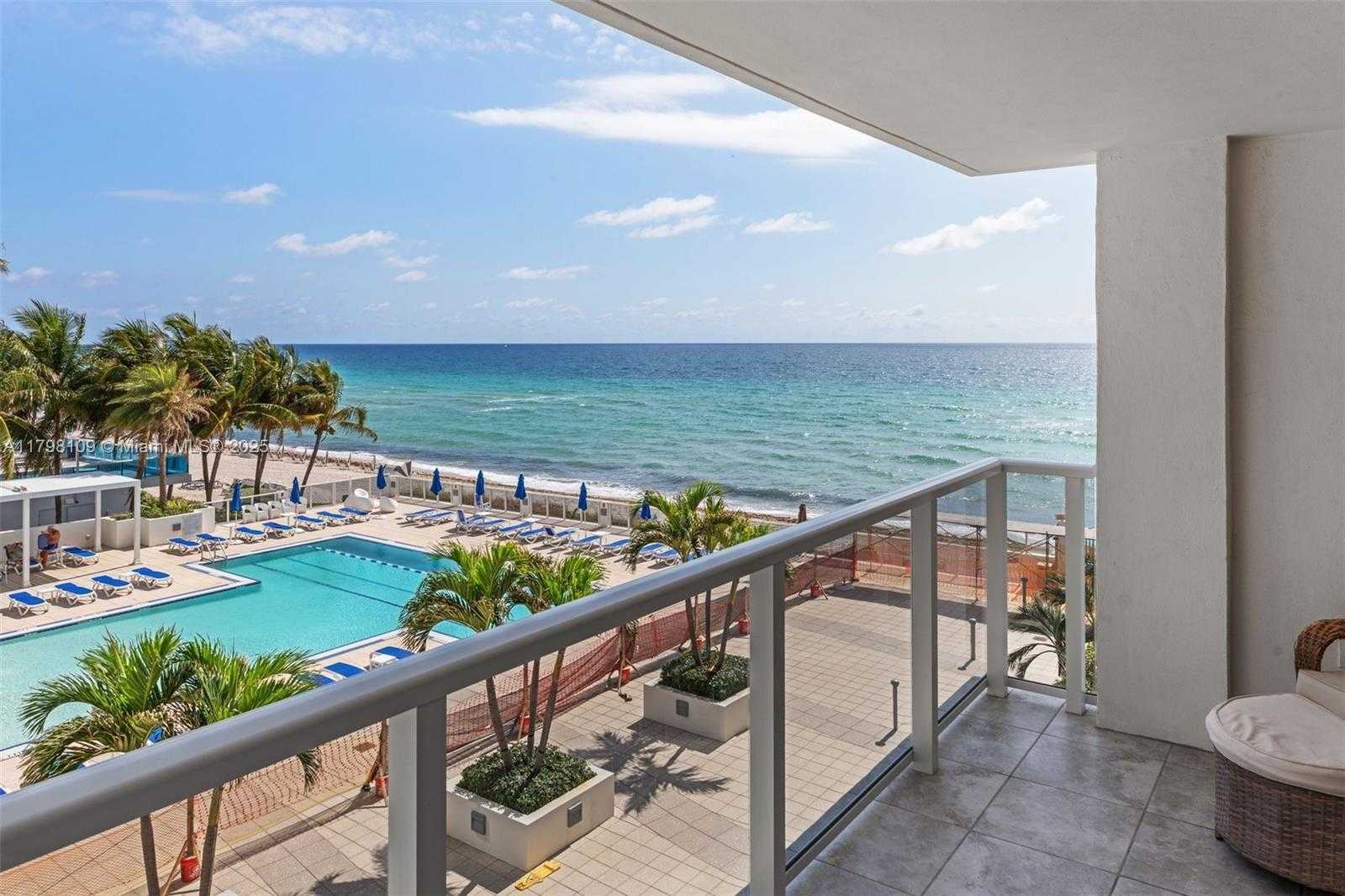 Small Image of 2751 SOUTH OCEAN DR #403S, Hollywood Number 2