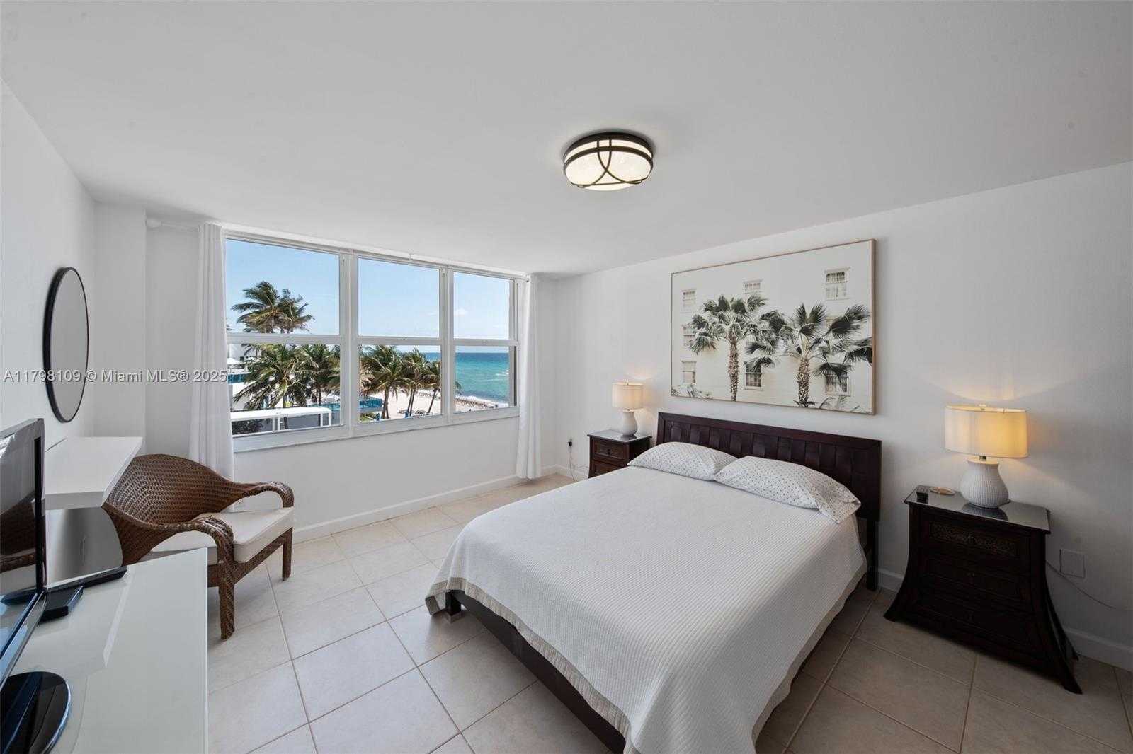 Small Image of 2751 SOUTH OCEAN DR #403S, Hollywood Number 20