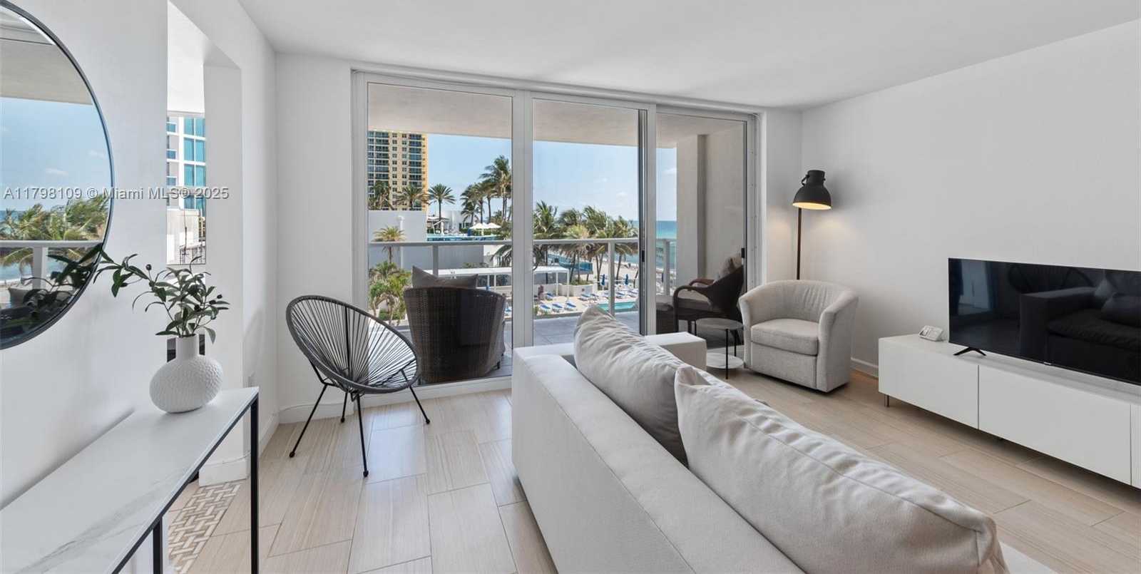 Small Image of 2751 SOUTH OCEAN DR #403S, Hollywood Number 9