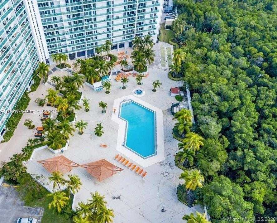 Small Image of 100 BAYVIEW DR #302, Sunny Isles Beach Number 22